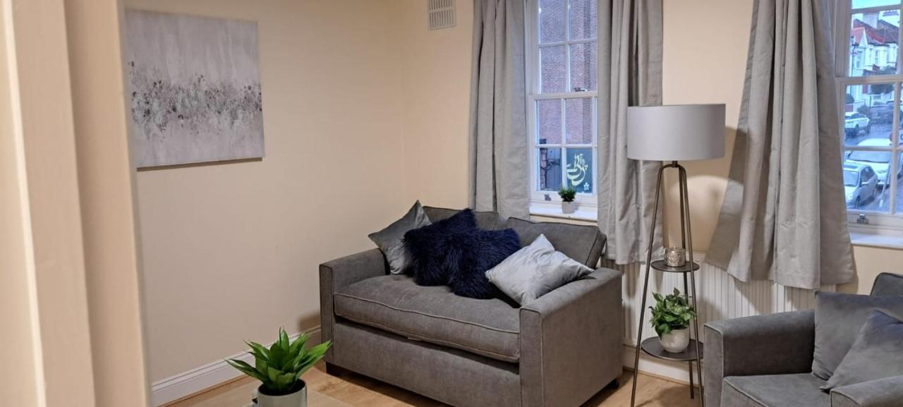 Villa Upper Tooting Road Londra Esterno foto